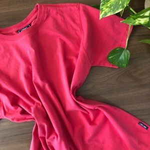 Cherokee Short Sleeve Tee in Bright Coral Red